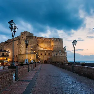 Lungomare Caracciolo Mon , Napoli Italia